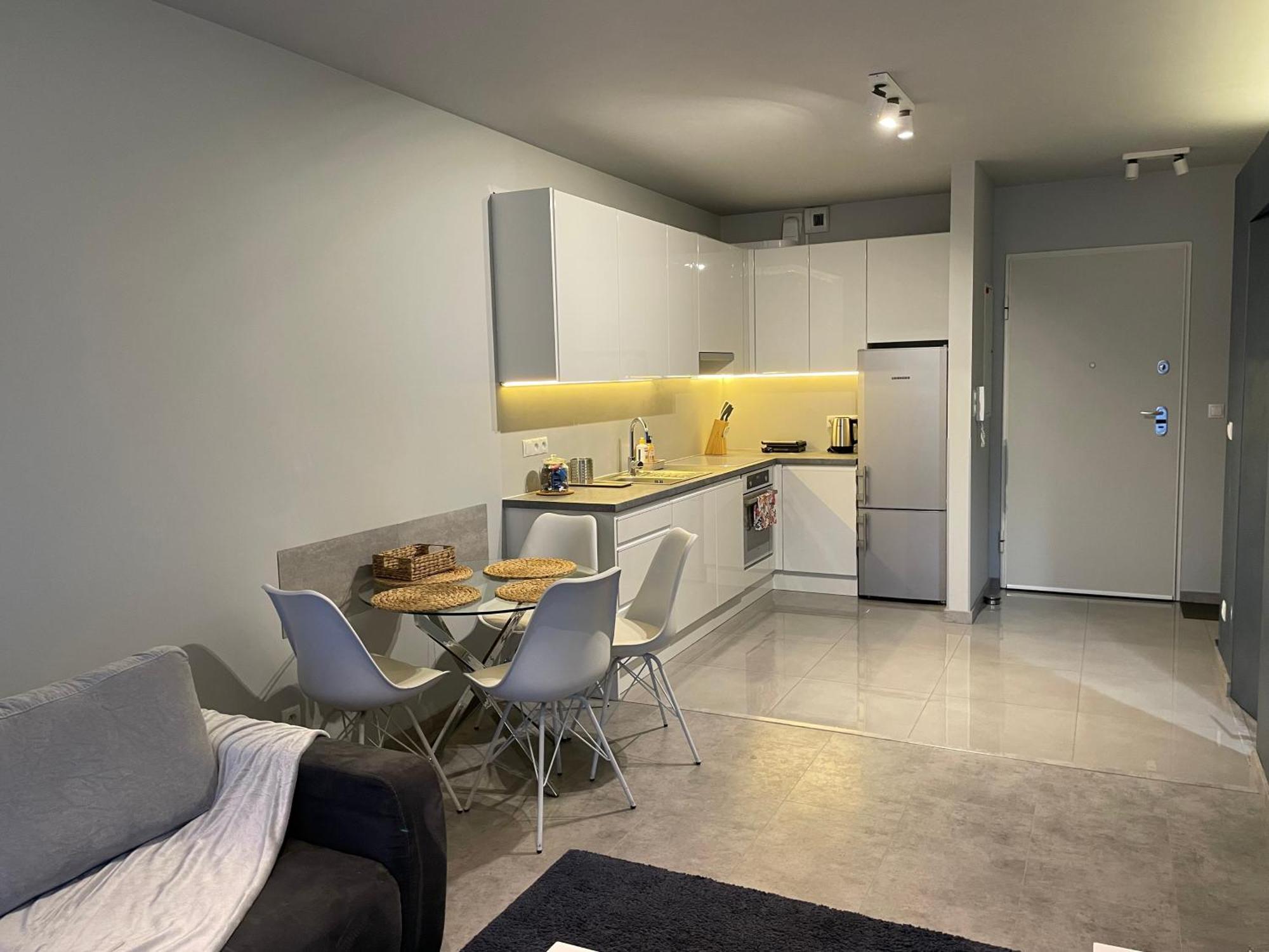 Wenecjanska Comfort Apartment, Free Parking, Self Check-In 24H พอซนาน ภายนอก รูปภาพ