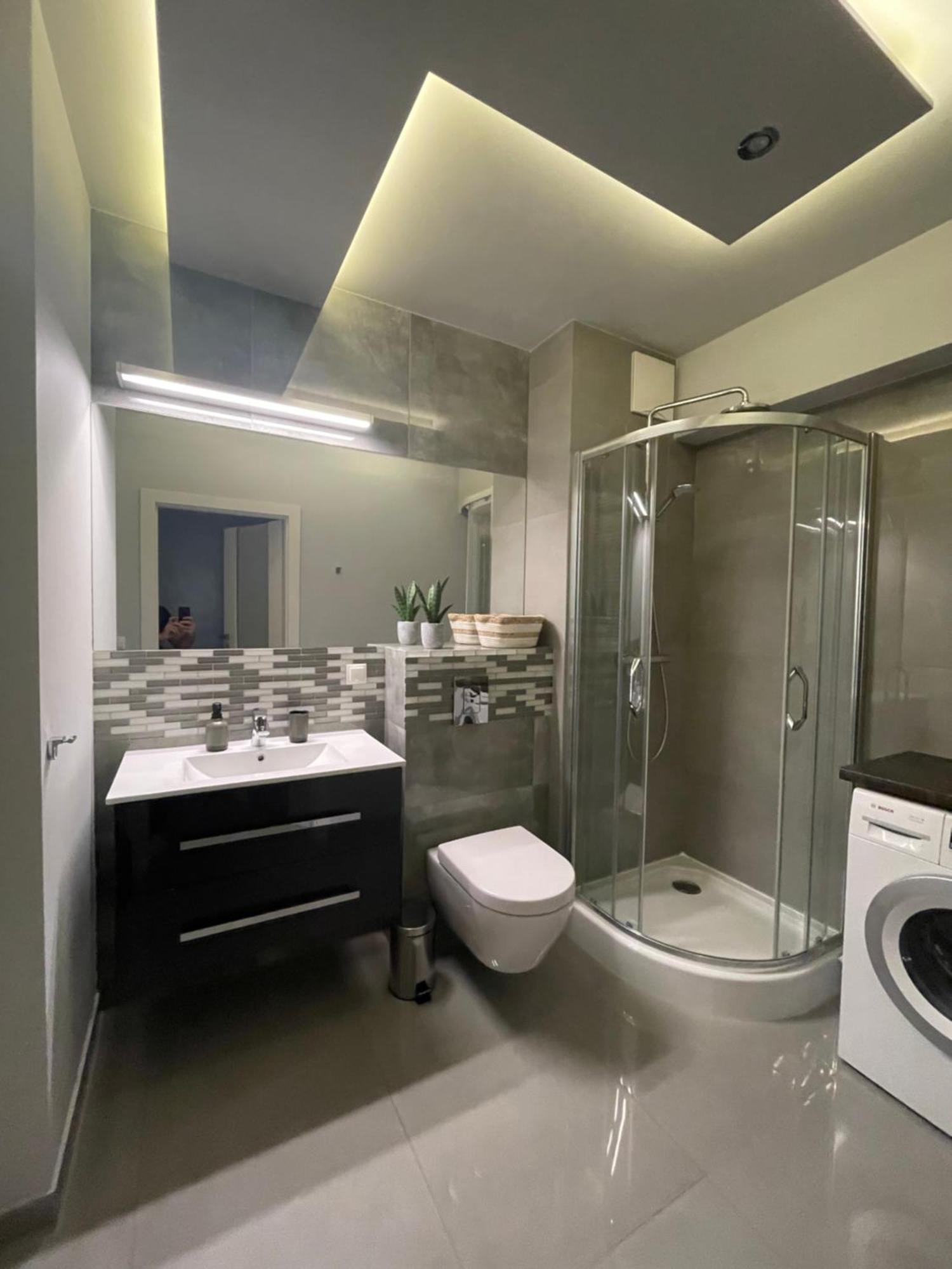 Wenecjanska Comfort Apartment, Free Parking, Self Check-In 24H พอซนาน ภายนอก รูปภาพ