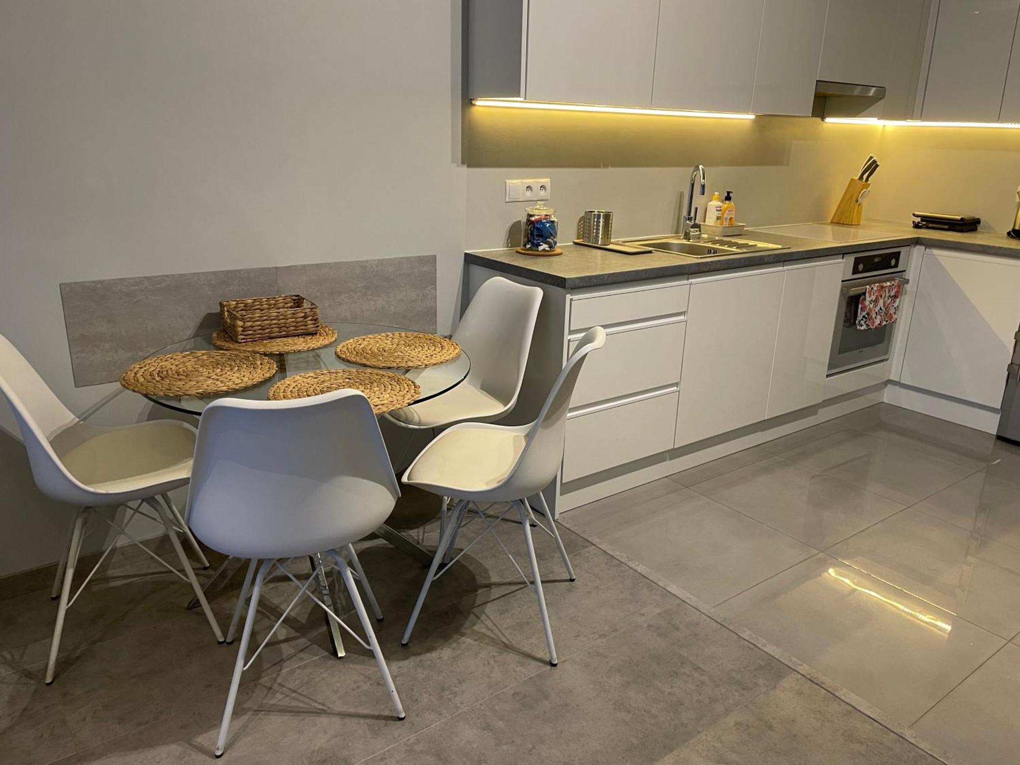 Wenecjanska Comfort Apartment, Free Parking, Self Check-In 24H พอซนาน ภายนอก รูปภาพ