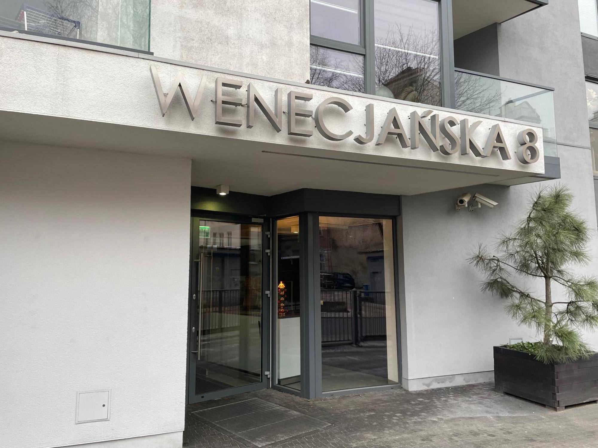 Wenecjanska Comfort Apartment, Free Parking, Self Check-In 24H พอซนาน ภายนอก รูปภาพ